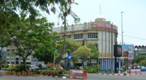 Jejak Kaki Artebia: Menyusuri Sejarah Surabaya Edisi Siola