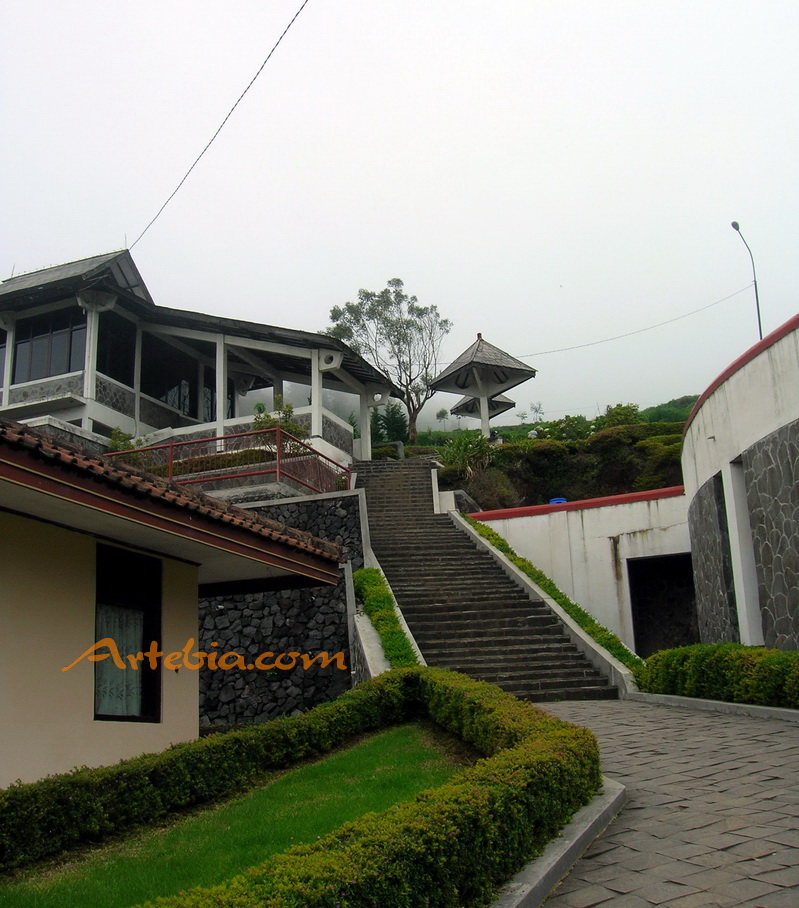 Dieng Plateu Theater
