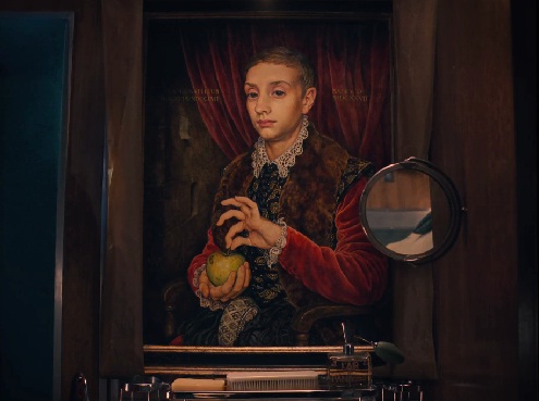 boy with apple