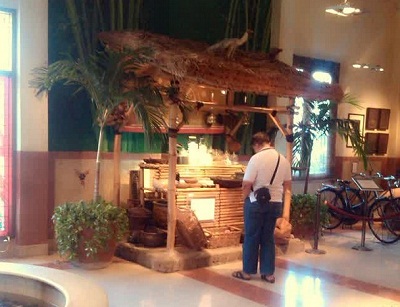 warung kaki lima di house of sampoerna