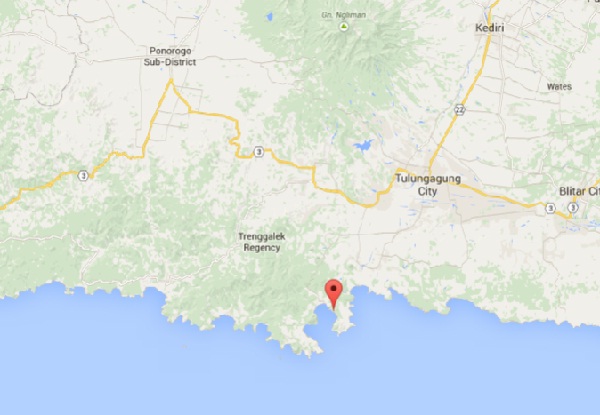 peta lokasi pantai karanggongso